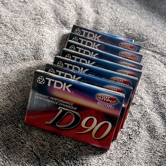 TDK D90 High Output 90 Minute Eight Cassette Tapes IEC 1 / Type 1 - Picture 2 of 3